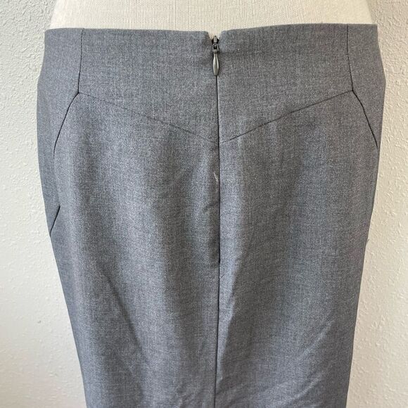 Worthington Gray Midi Skirt Size 10 EUC - Picture 4 of 7